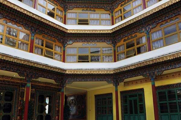 هتل جی‌ زیانگ بائو ما تبت چین + تصاویر