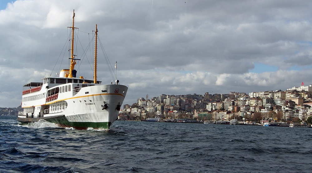 کشتی سواری در بسفر استانبول